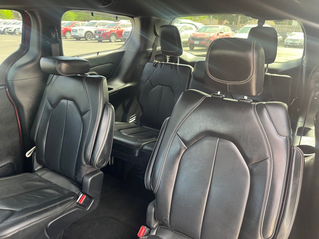 2020 Chrysler Pacifica Image 10