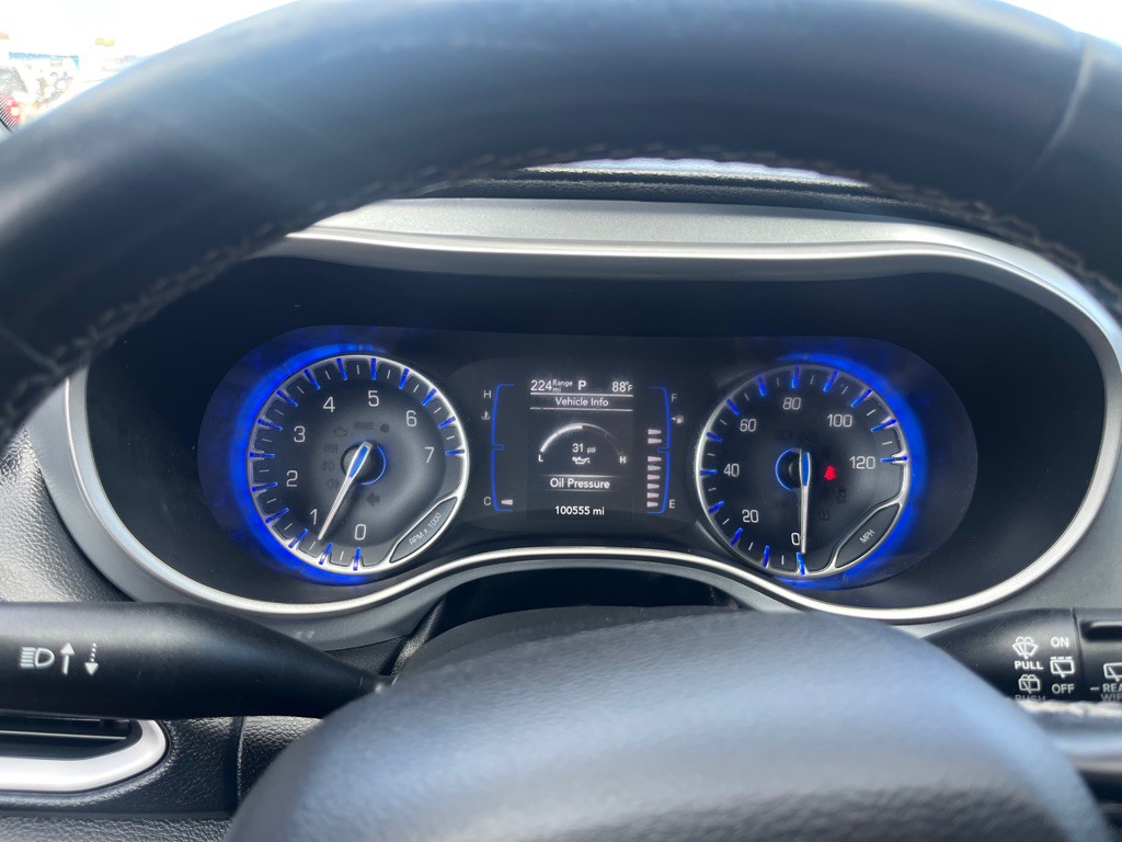 2020 Chrysler Pacifica Image 15