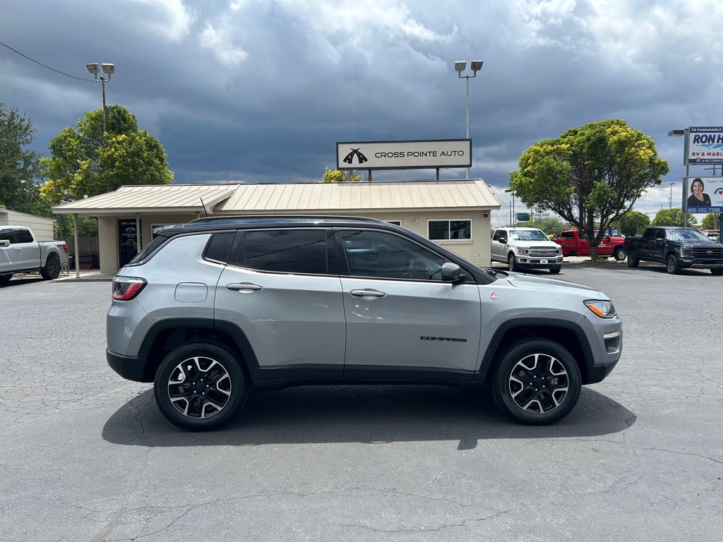 2021 Jeep Compass Image 1