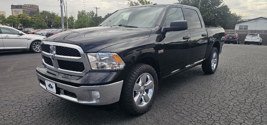 2022 RAM 1500 Image 2