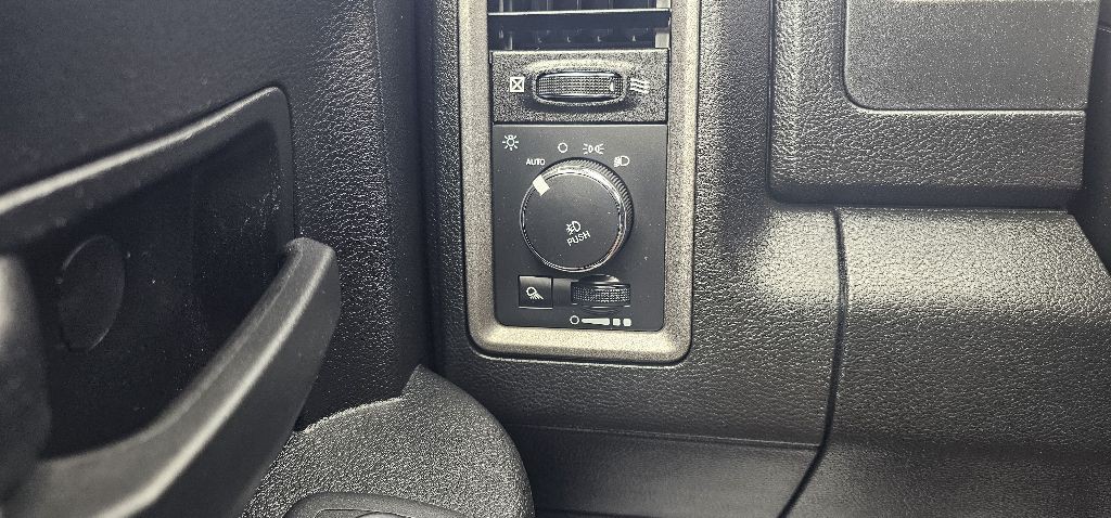 2022 RAM 1500 Image 17