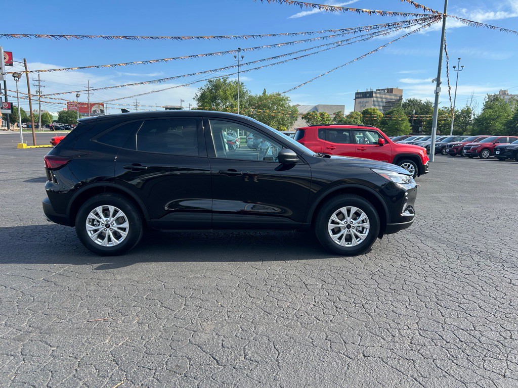 2025 Ford Escape Image 5