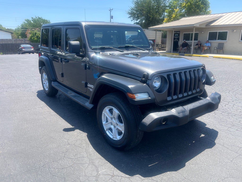 2018 Jeep Wrangler Unlimited Image 2