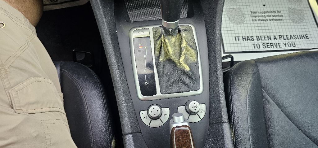 2005 Mercedes-Benz SLK-Class Image 13