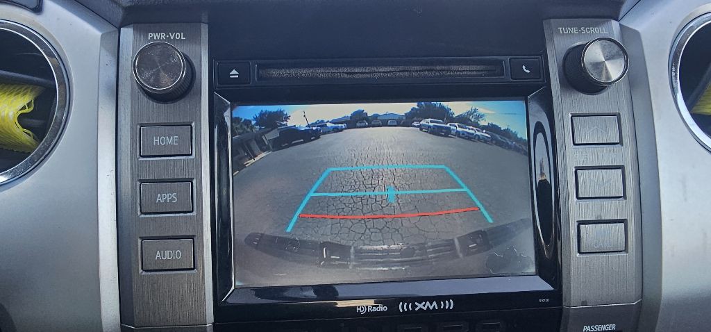 2017 Toyota Tundra Image 11