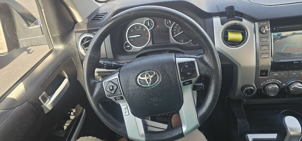 2017 Toyota Tundra Image 14