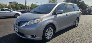 Image for 2017 Toyota Sienna XLE 8-PASSENGER ID: 7491939