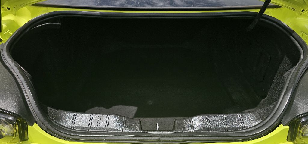 2019 Chevrolet Camaro Image 6