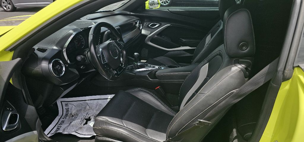 2019 Chevrolet Camaro Image 7