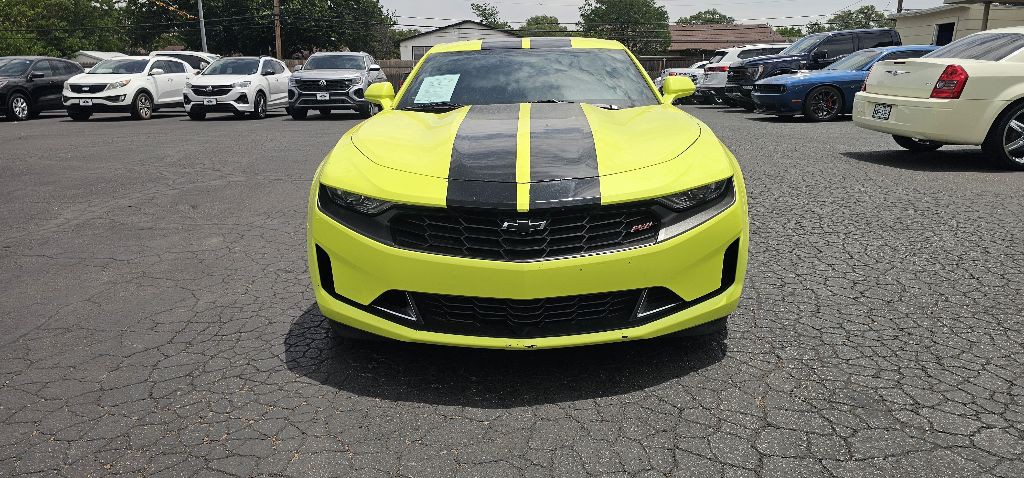 2019 Chevrolet Camaro Image 3