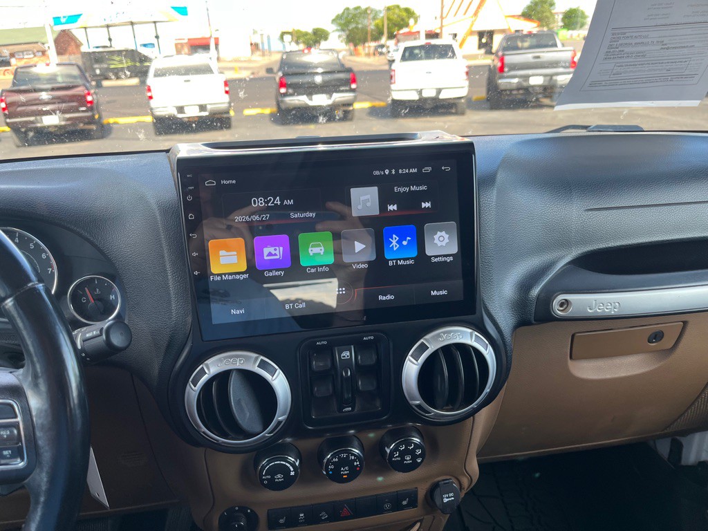 2013 Jeep Wrangler Unlimited Image 14