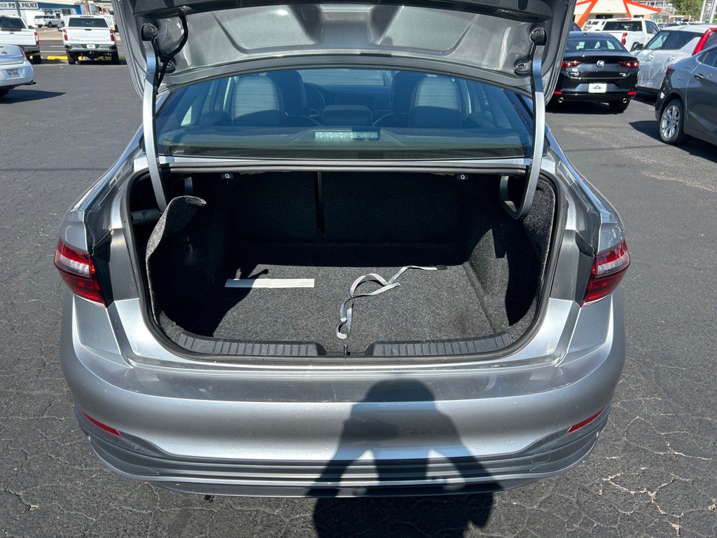 2024 Volkswagen Jetta Image 7