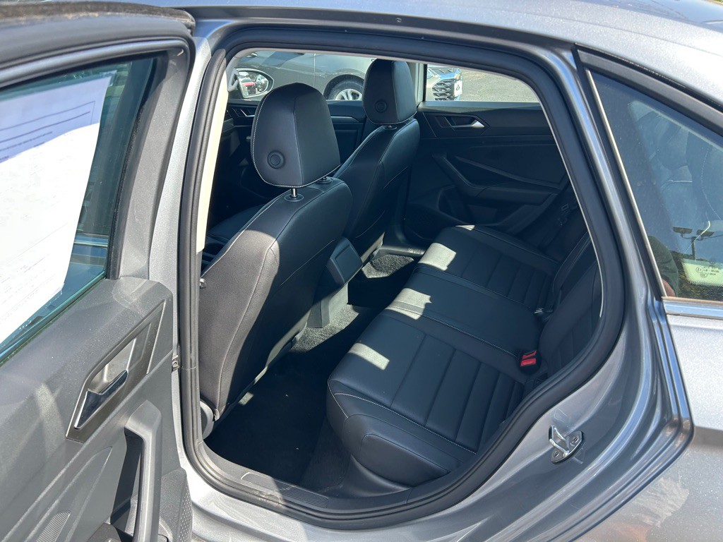 2024 Volkswagen Jetta Image 8