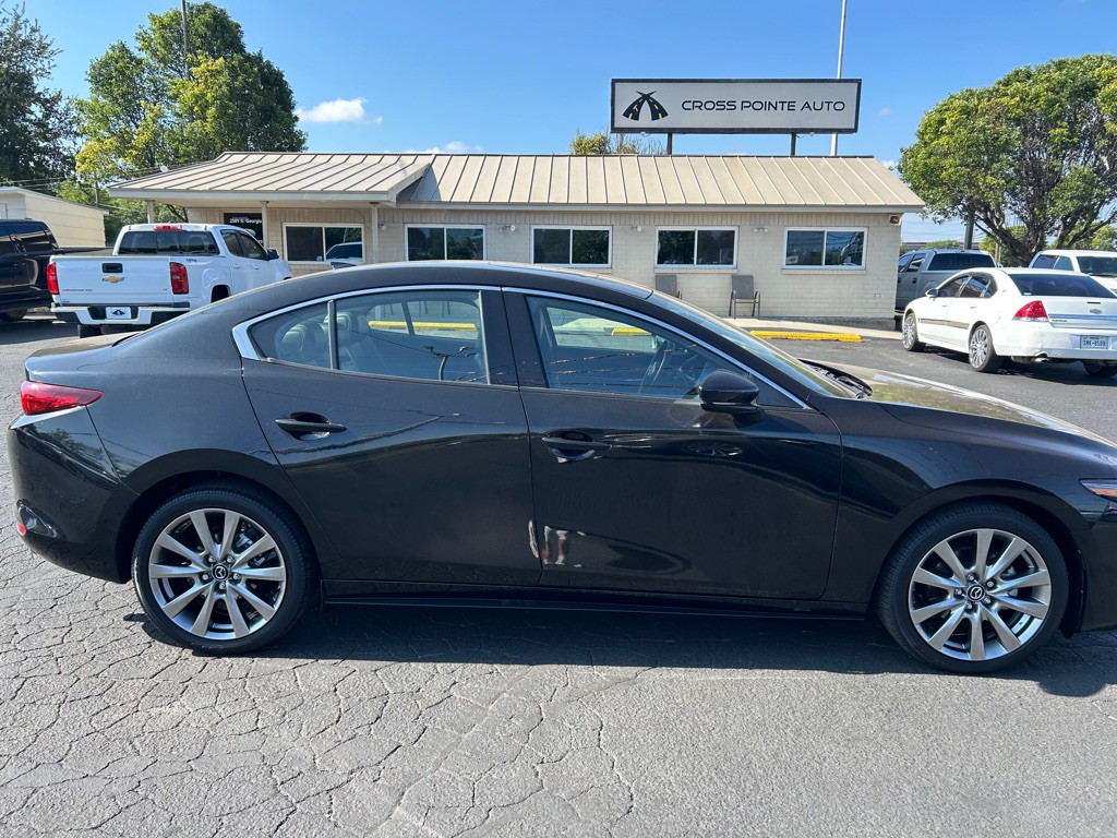 2023 Mazda Mazda3 Image 1