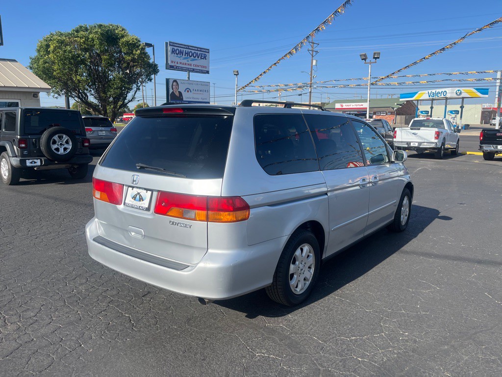 2004 Honda Odyssey Image 8