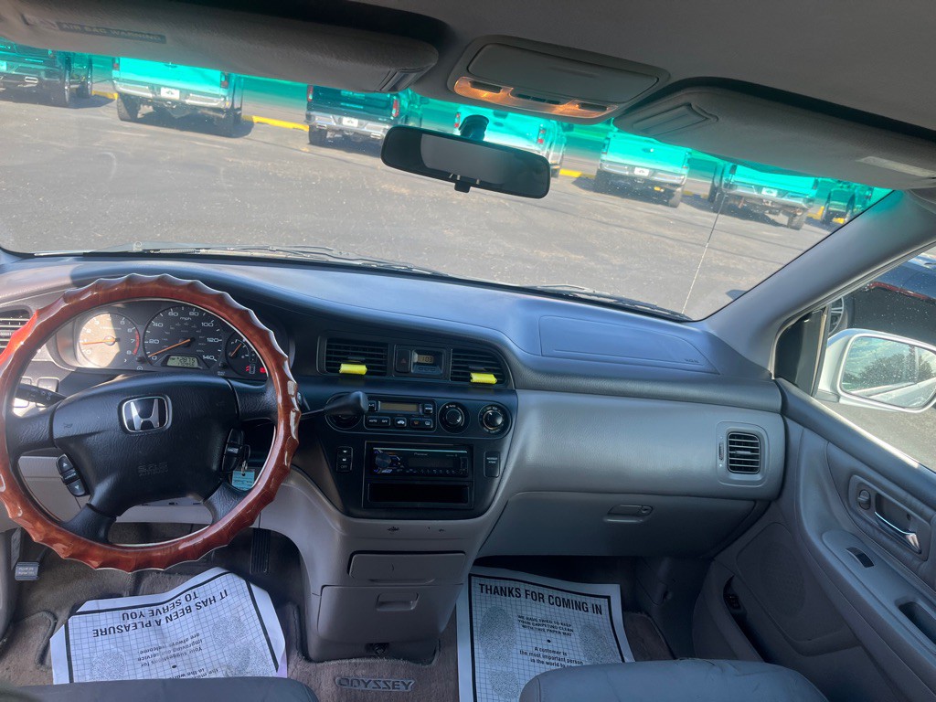 2004 Honda Odyssey Image 11