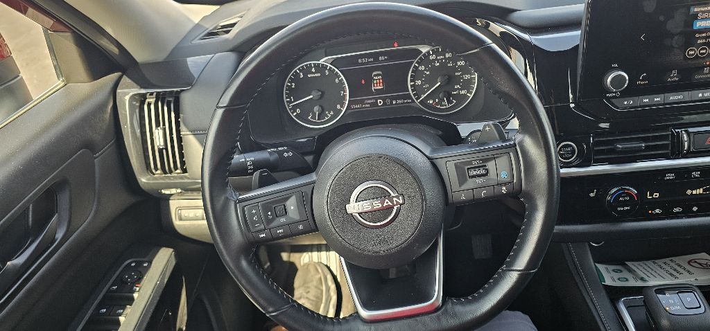 2024 Nissan Pathfinder Image 17