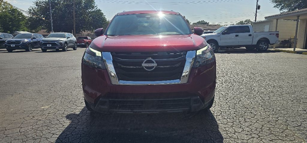 2024 Nissan Pathfinder Image 3