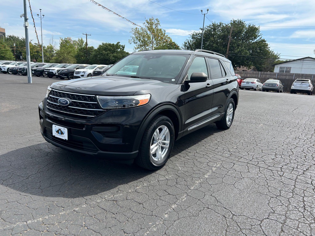 2021 Ford Explorer Image 4