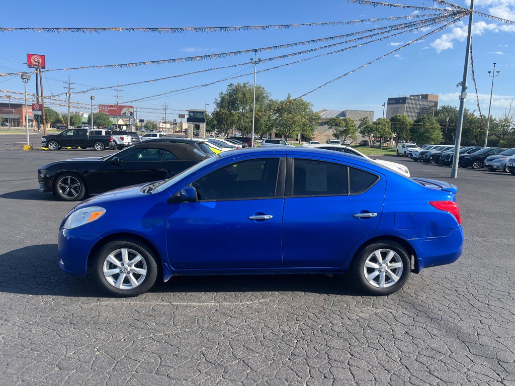 2014 Nissan Versa Image 5