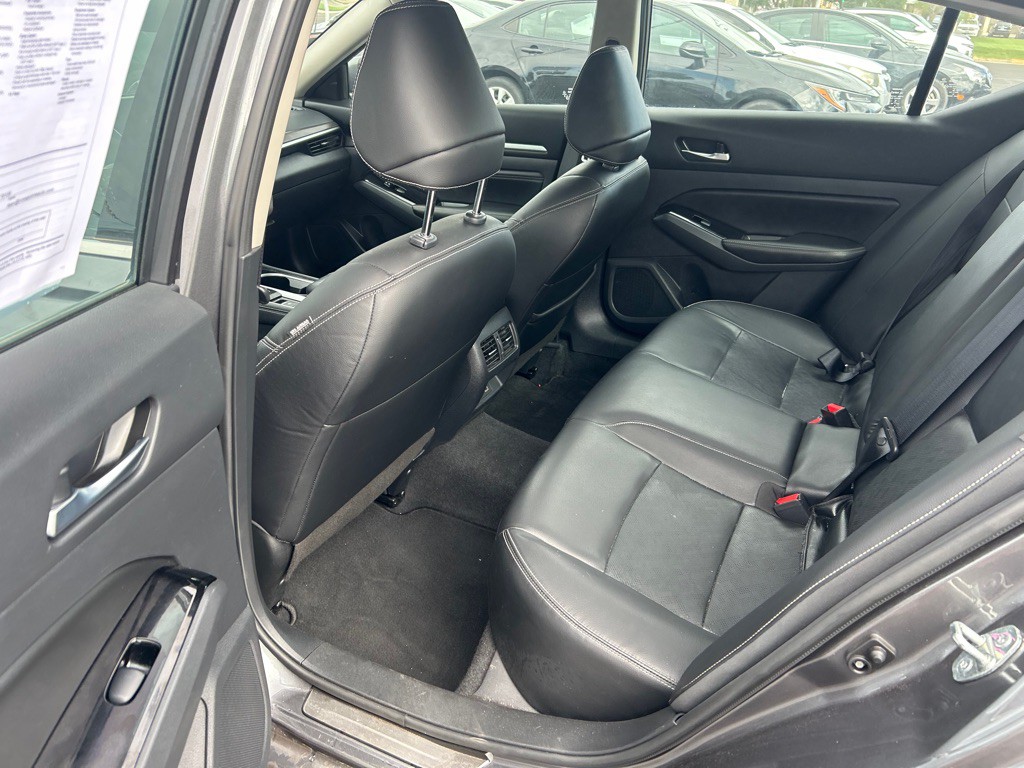 2023 Nissan Altima Image 11