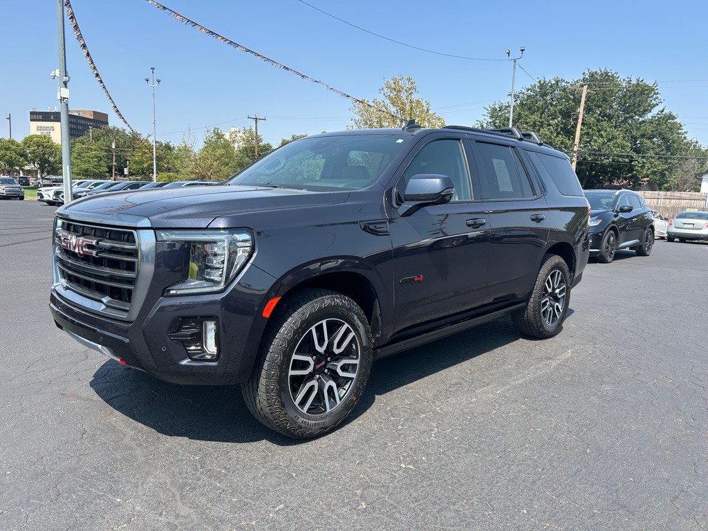 2023 GMC Yukon Image 4