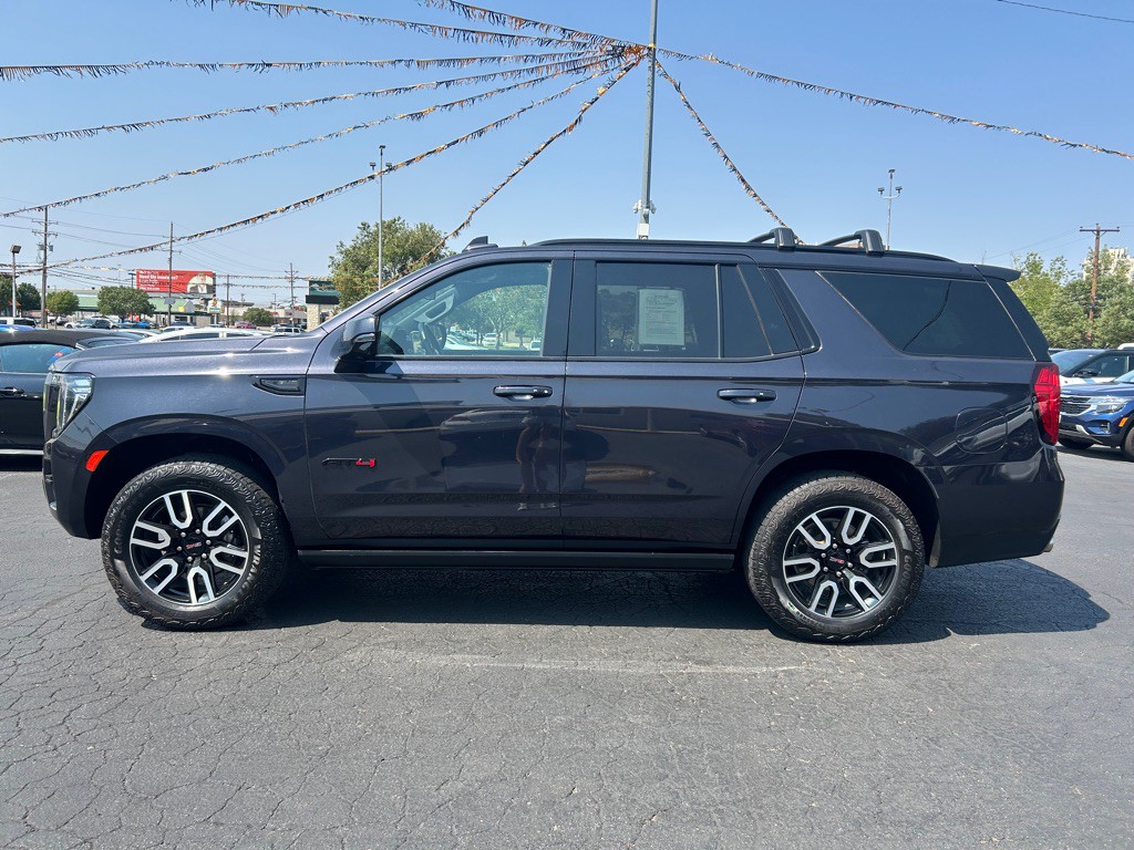 2023 GMC Yukon Image 5