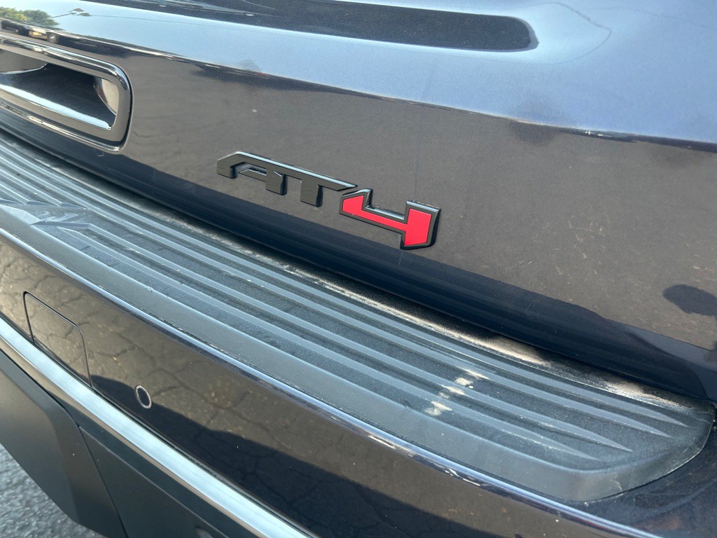2023 GMC Yukon Image 9