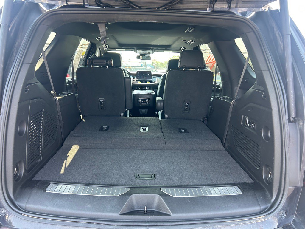 2023 GMC Yukon Image 12
