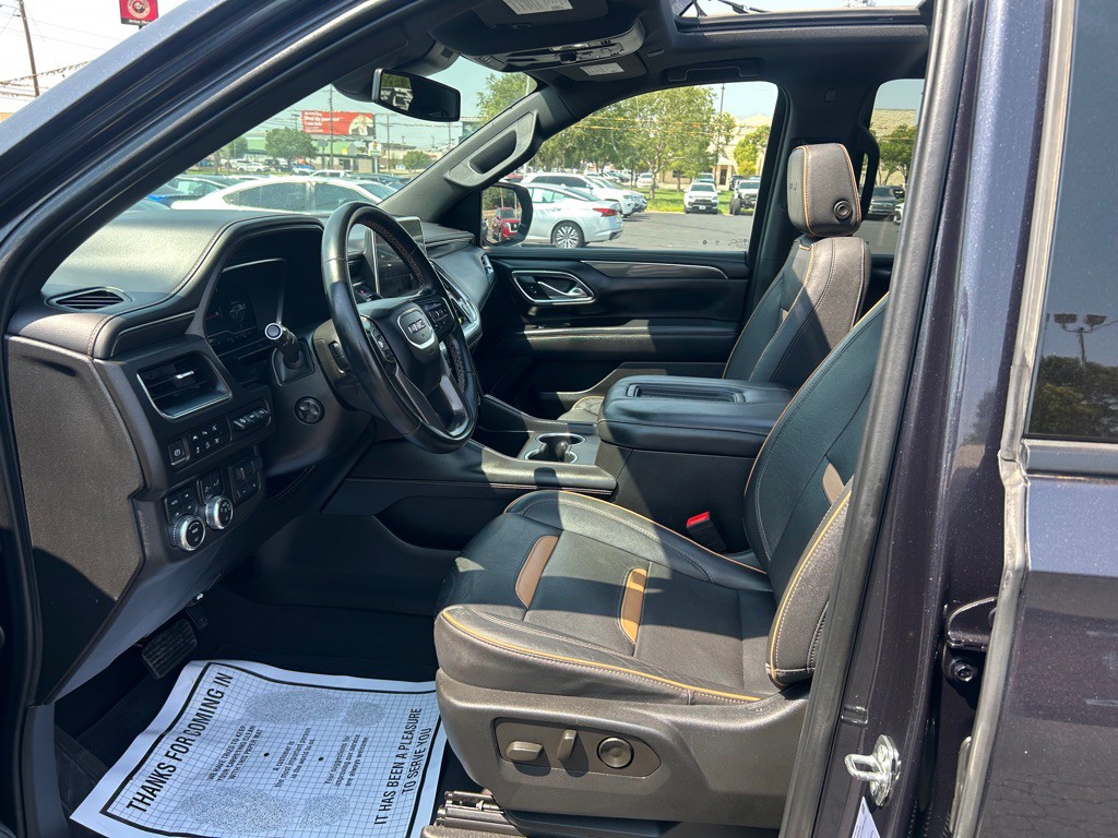 2023 GMC Yukon Image 20