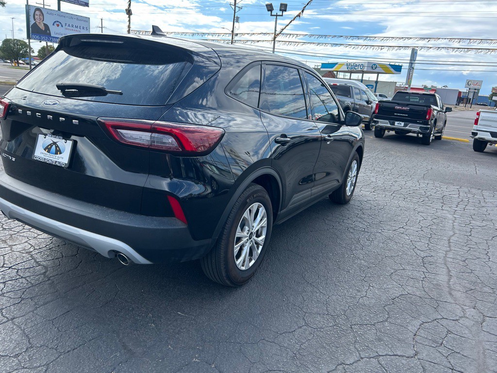 2025 Ford Escape Image 8