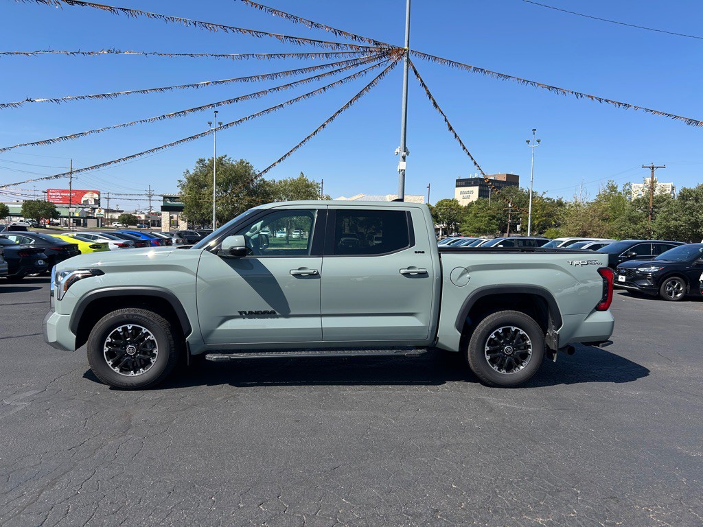 2022 Toyota Tundra Image 5