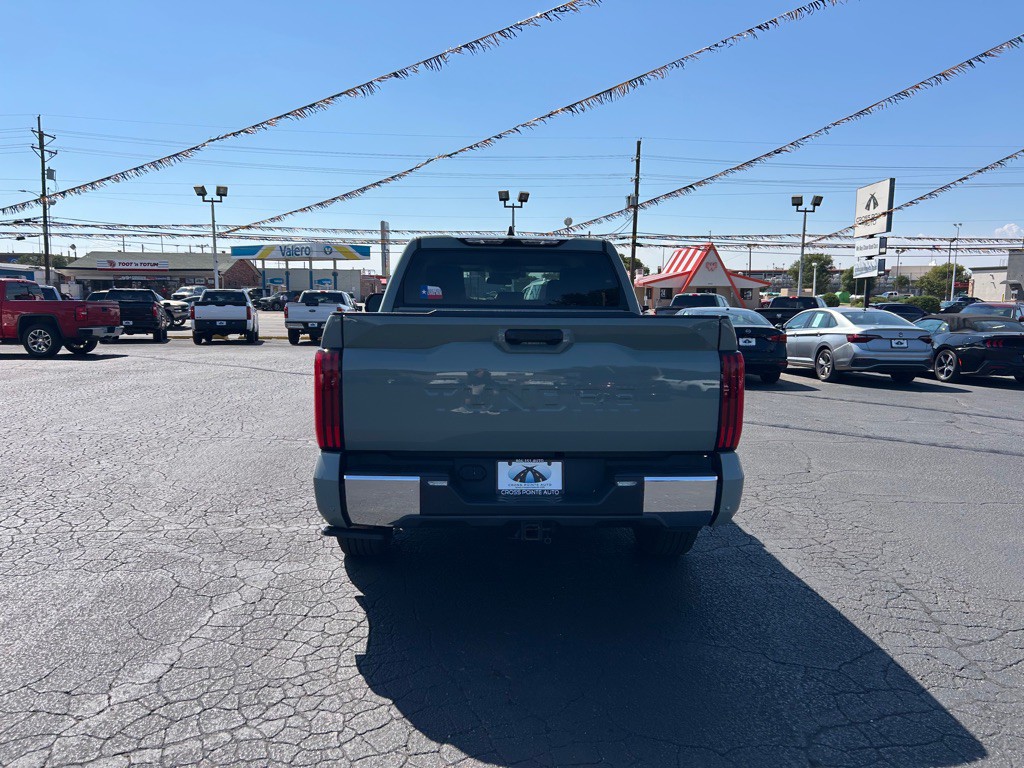 2022 Toyota Tundra Image 7