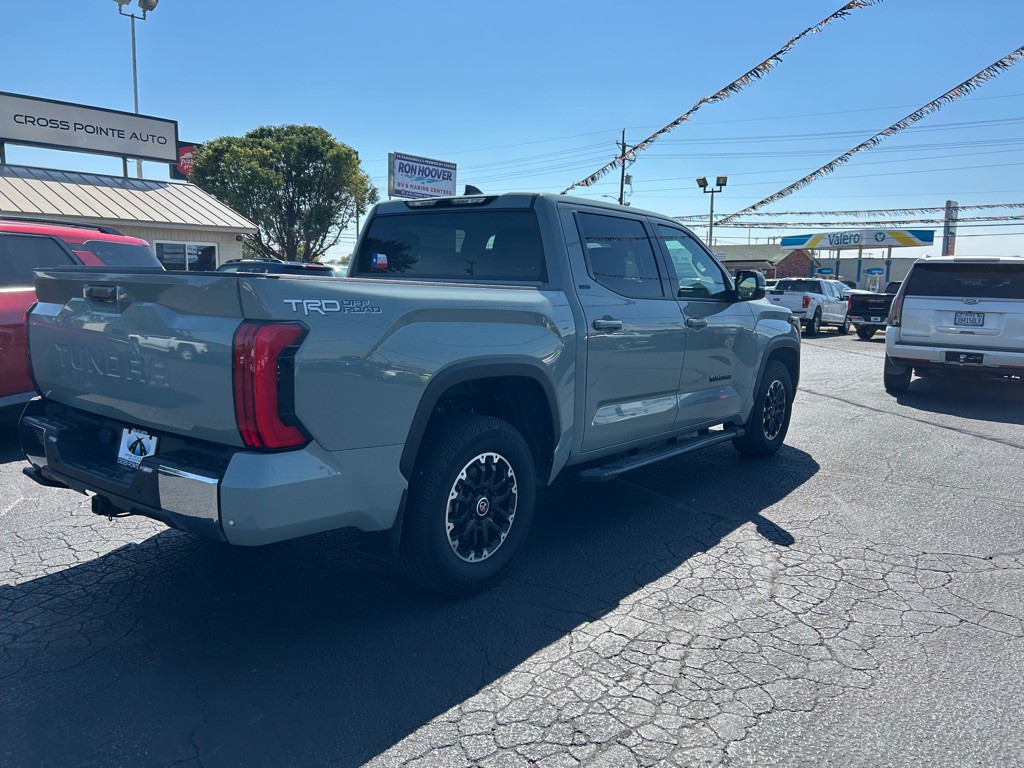 2022 Toyota Tundra Image 8