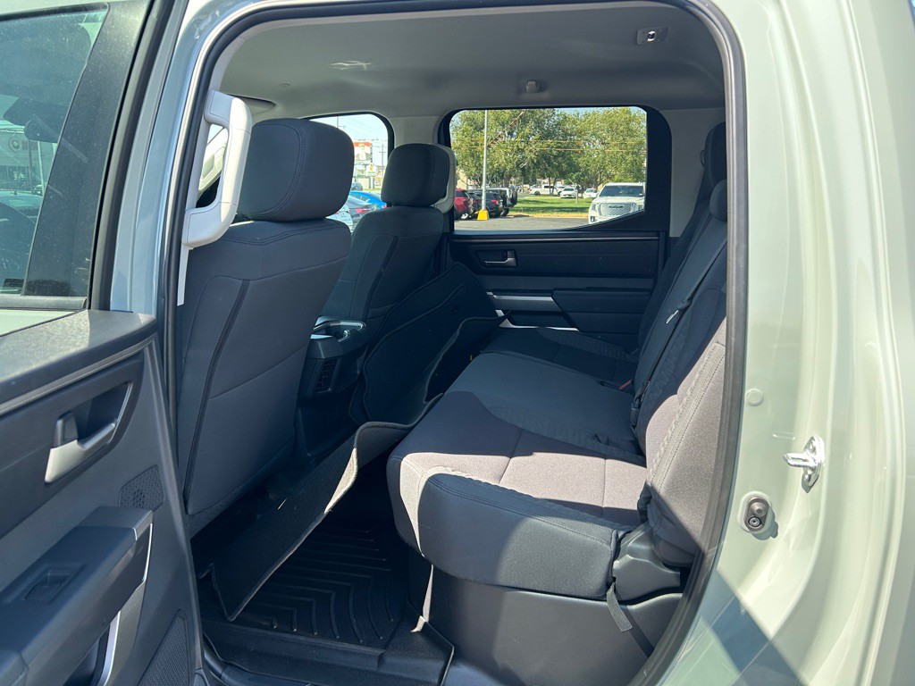 2022 Toyota Tundra Image 12
