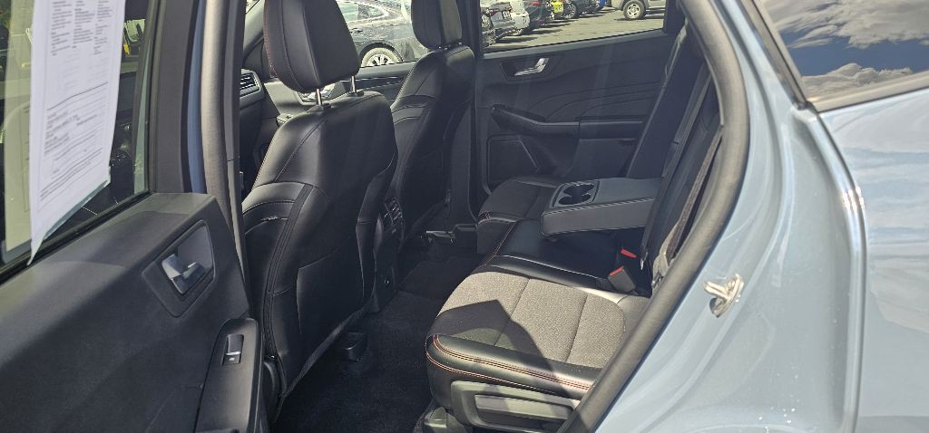 2025 Ford Escape Image 7