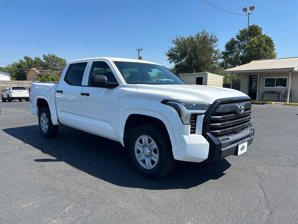 2025 Toyota Tundra Image 2