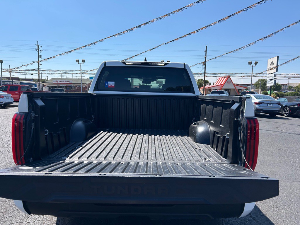 2025 Toyota Tundra Image 9