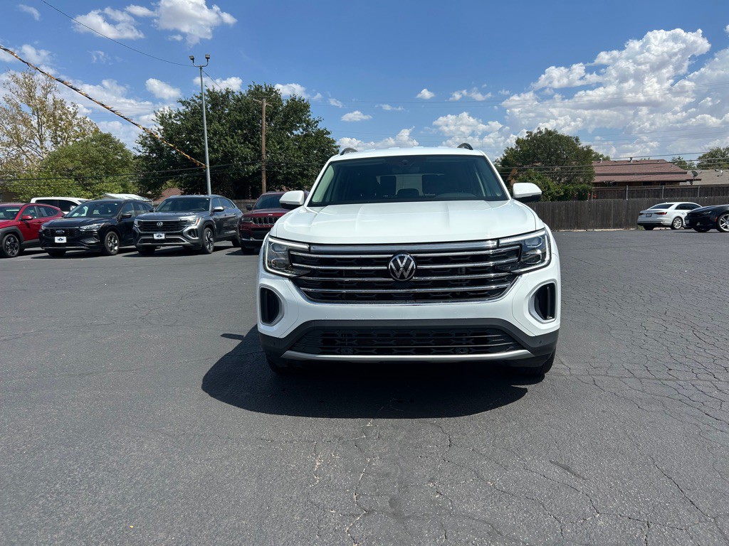 2025 Volkswagen Atlas Image 3