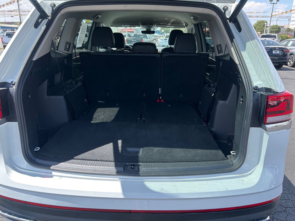 2025 Volkswagen Atlas Image 9