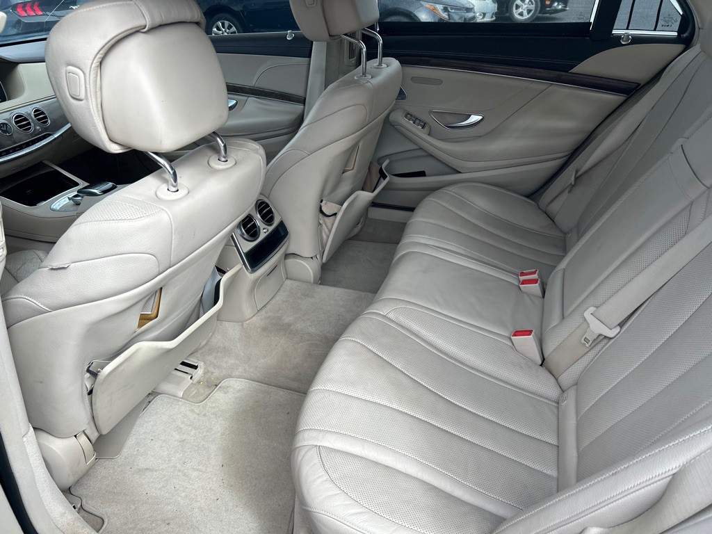 2015 Mercedes-Benz S-Class Image 12