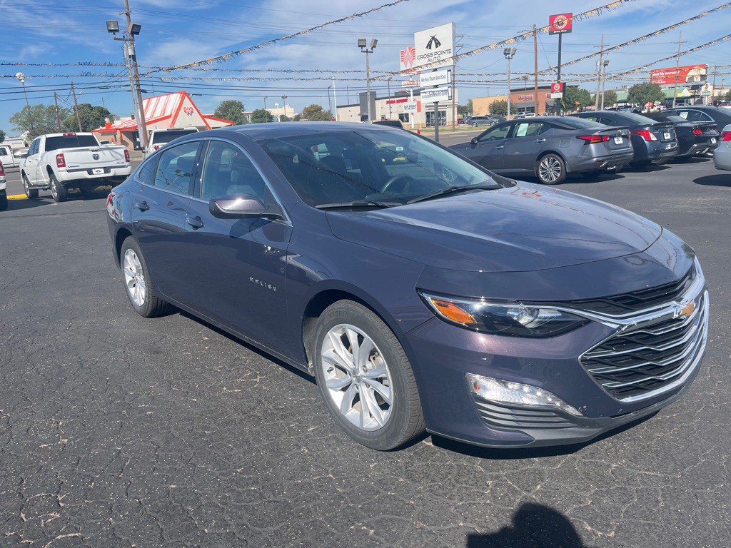2025 Chevrolet Malibu Image 4