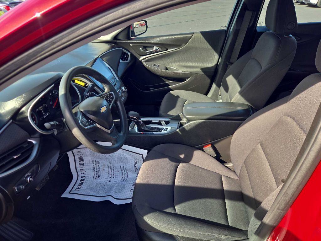 2025 Chevrolet Malibu Image 7