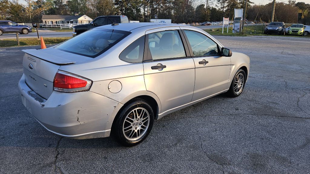 2010 Ford Focus Image 3