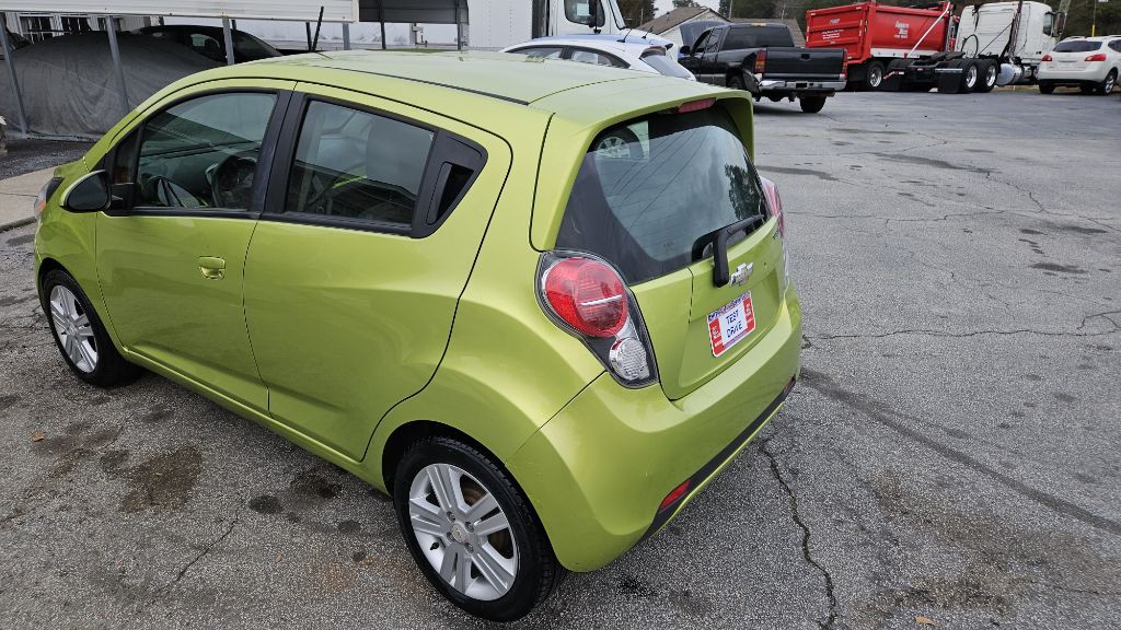 2014 Chevrolet Spark Image 3