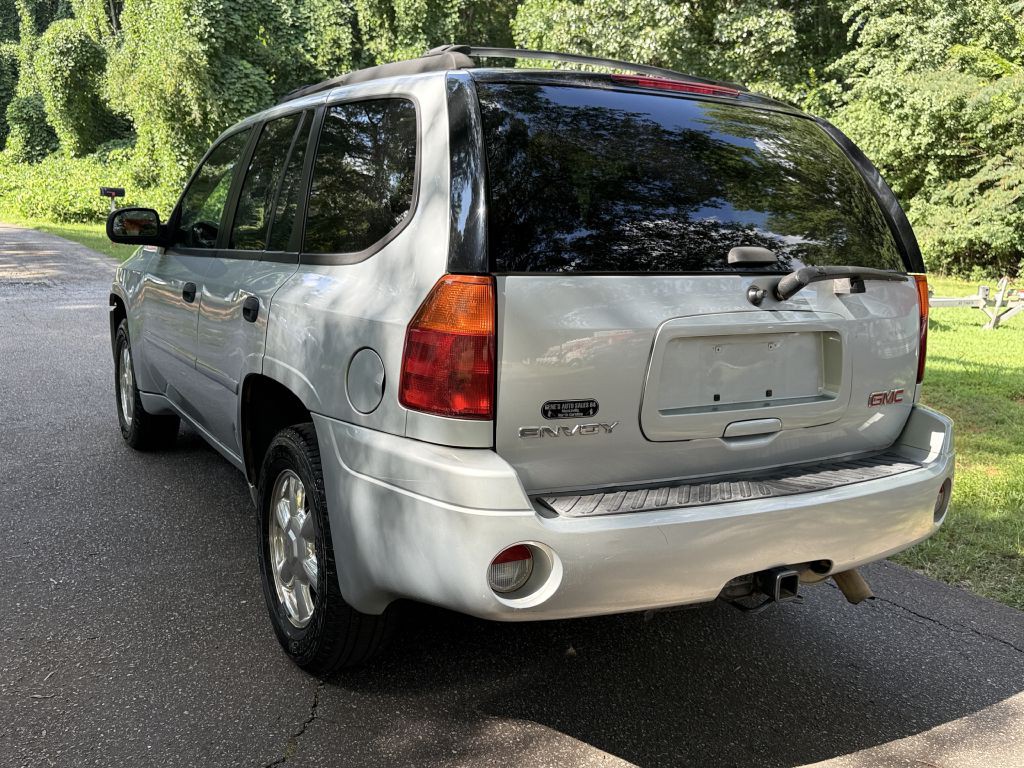 2007 GMC Envoy Image 4