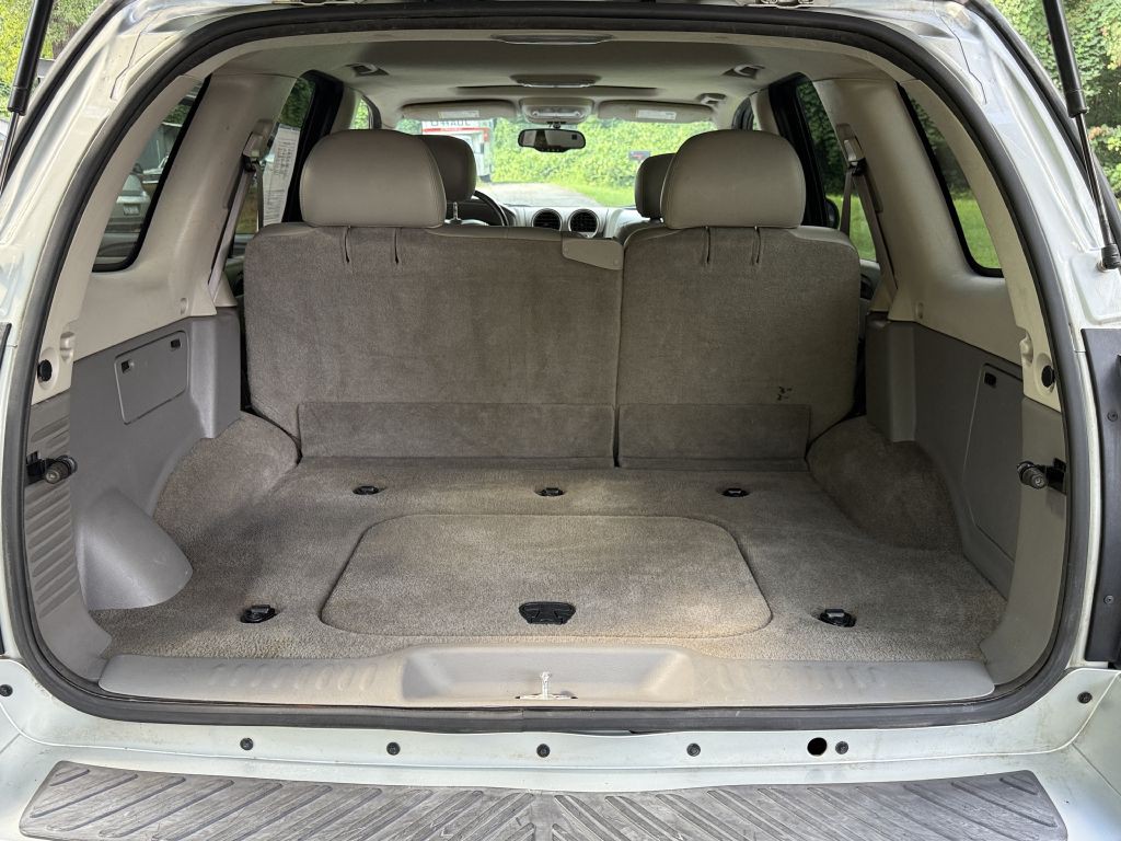 2007 GMC Envoy Image 12