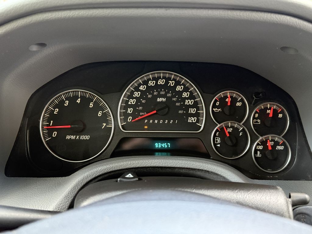 2007 GMC Envoy Image 14