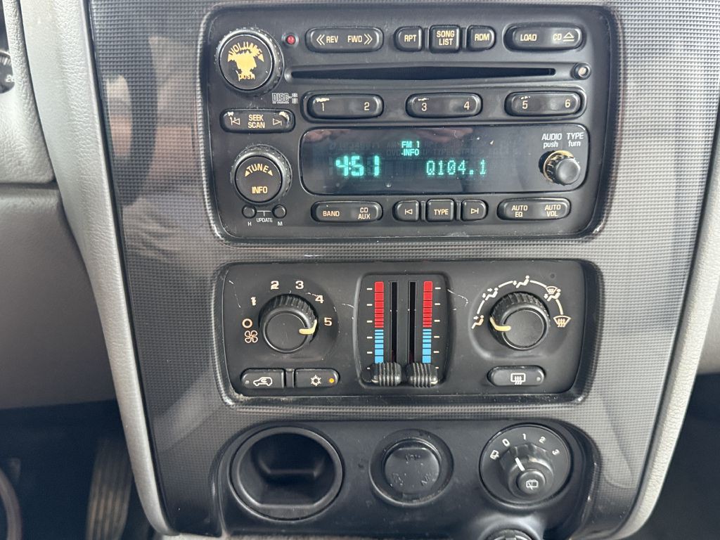 2007 GMC Envoy Image 15