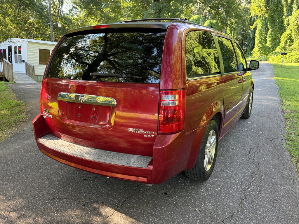2010 Dodge Grand Caravan Image 6